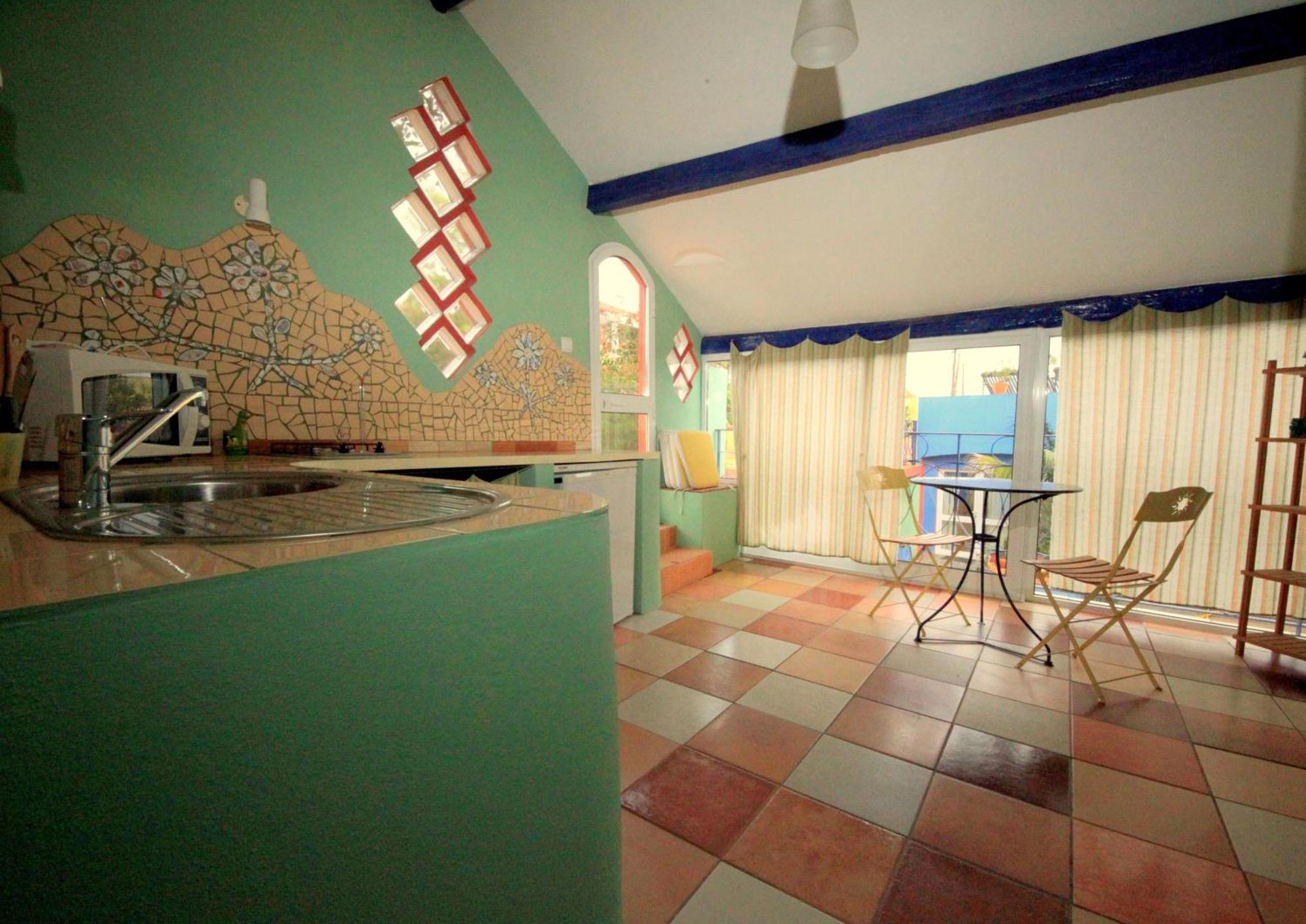 アヴェイロ Casa 3 Aguias Bed & Breakfast エクステリア 写真